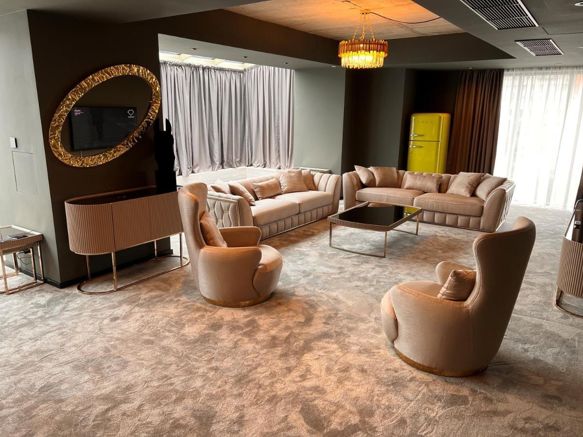 Mercure Timisoara Esterno foto